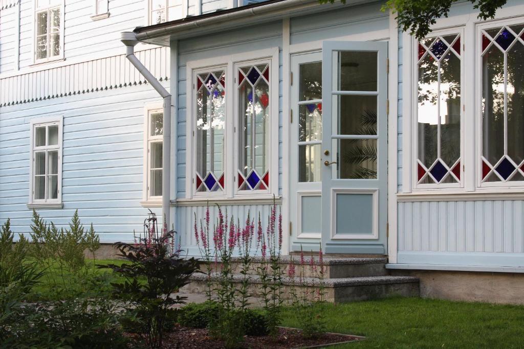 Lahe Guesthouse Haapsalu Esterno foto